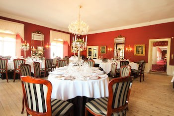 Store Restrup Slotshotel