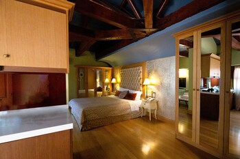 Civitas Boutique Hotel