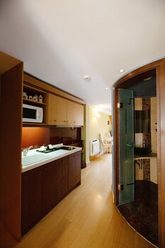 Civitas Boutique Hotel