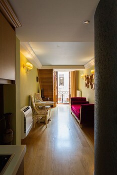 Civitas Boutique Hotel