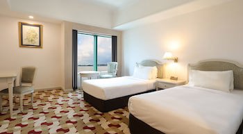Berjaya Waterfront Hotel