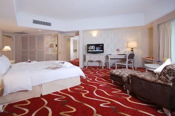 Berjaya Waterfront Hotel