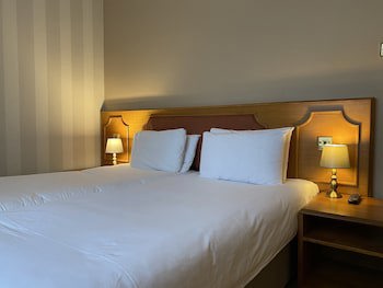 Brook Mollington Banastre Hotel And Spa