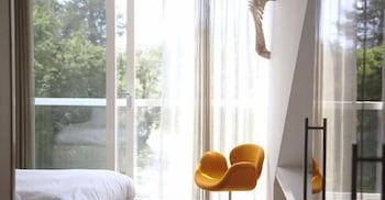 Blooming Hotel