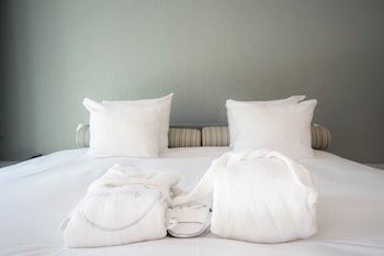 Blooming Hotel
