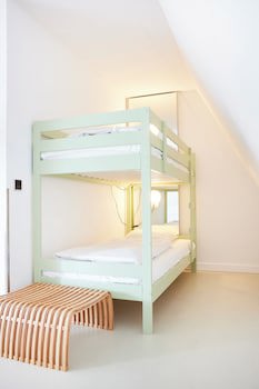 Blooming Hotel