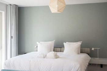 Blooming Hotel