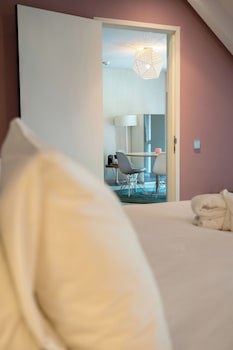 Blooming Hotel