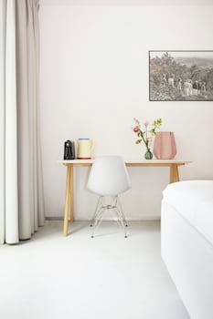 Blooming Hotel