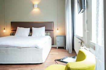 Blooming Hotel