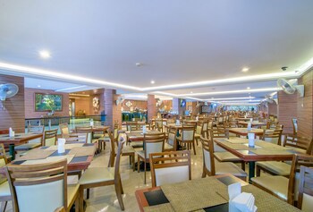 Golden Beach Cha-Am Hotel