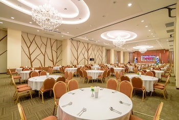 Golden Beach Cha-Am Hotel