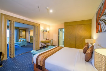 Golden Beach Cha-Am Hotel