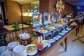 Golden Beach Cha-Am Hotel