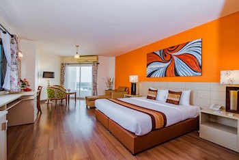 Golden Beach Cha-Am Hotel