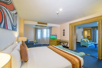 Golden Beach Cha-Am Hotel