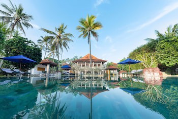 Serene Pavilions