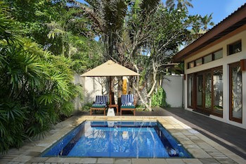Serene Pavilions