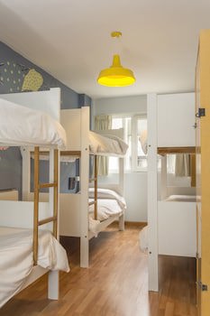 Circus Hotel & Hostel