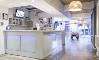 Circus Hotel & Hostel