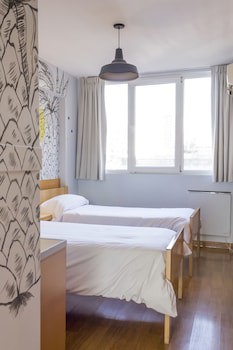 Circus Hotel & Hostel