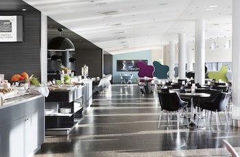 Comfort Hotel Runway