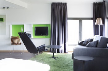 Comfort Hotel Runway