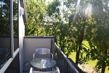 Athena Motel & Apartments