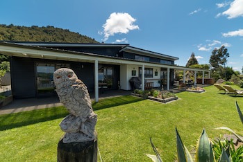 City Lights Boutique Lodge