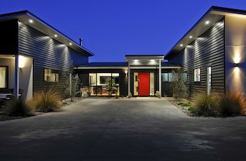 City Lights Boutique Lodge
