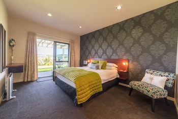 City Lights Boutique Lodge
