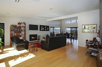 City Lights Boutique Lodge