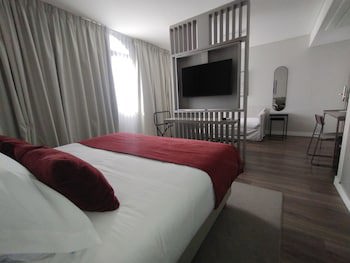 Guemes Hotel & Spa
