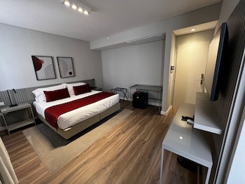 Guemes Hotel & Spa