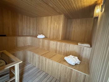 Guemes Hotel & Spa
