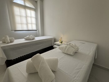 Guemes Hotel & Spa
