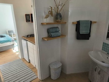 African Breeze Guest House
