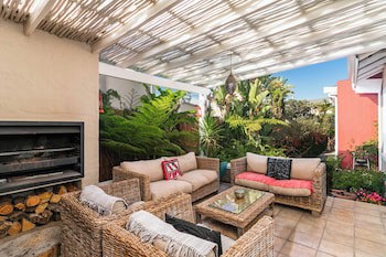 African Breeze Guest House