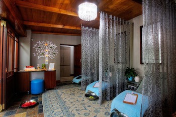 Woodall Country House & Spa