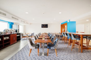 Holiday Inn Express Shrewsbury, An Ihg Hotel