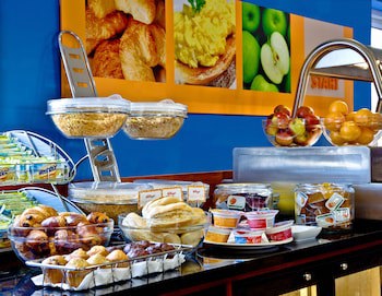 Holiday Inn Express Shrewsbury, An Ihg Hotel