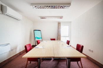 Holiday Inn Express Shrewsbury, An Ihg Hotel