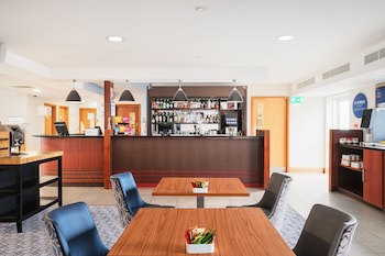 Holiday Inn Express Shrewsbury, An Ihg Hotel