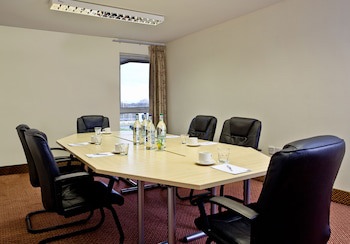 Holiday Inn Express Shrewsbury, An Ihg Hotel