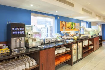 Holiday Inn Express Shrewsbury, An Ihg Hotel