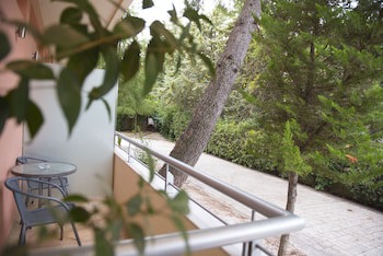 Anastazia Luxury Suites & Rooms