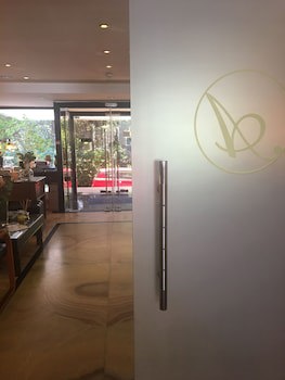 Anastazia Luxury Suites & Rooms
