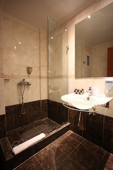 Anastazia Luxury Suites & Rooms