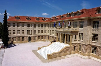 Anastazia Luxury Suites & Rooms