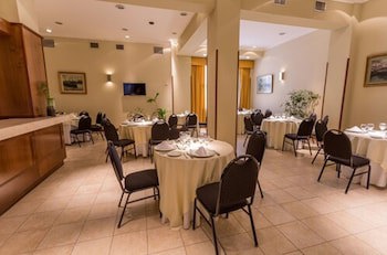 Gran Hotel Dora